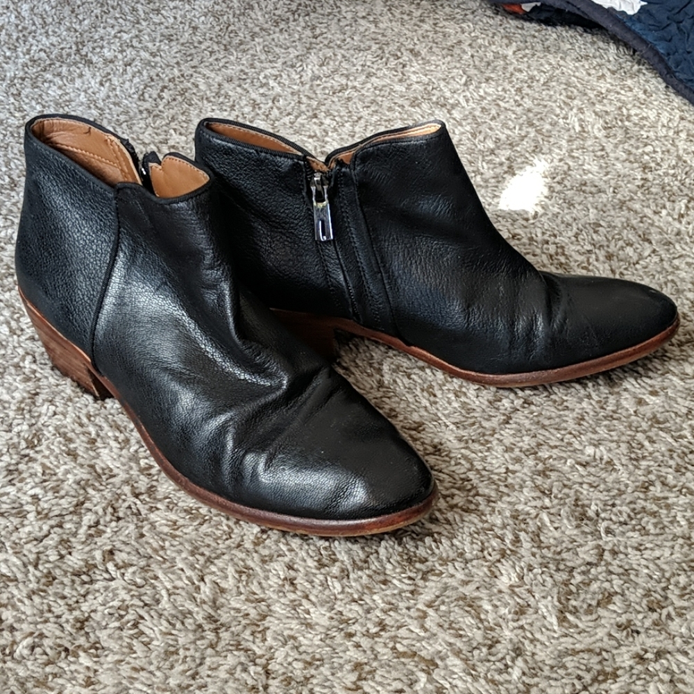 Sam Edelman Petty ankle booties